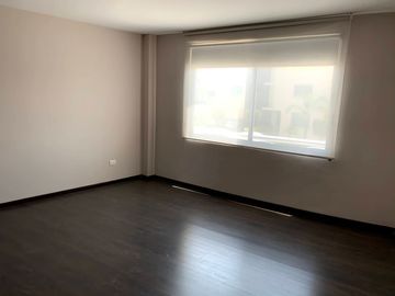 Vendo departamento en Lomas de Angelopolis II muy amplio cerca de Sonata