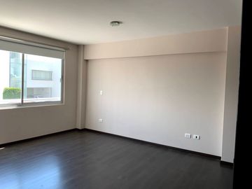 Vendo departamento en Lomas de Angelopolis II muy amplio cerca de Sonata