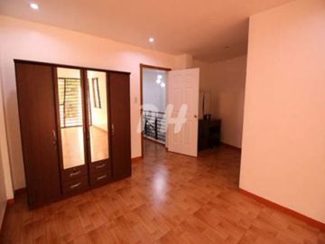Spacious Brand New House and Lot in Tandang Sora PH584