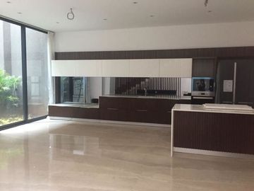 INFO-Dijual Perum Aikonik Residence-Townhouse Satu-satunya Di Area Menteng