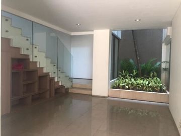 INFO-Dijual Perum Aikonik Residence-Townhouse Satu-satunya Di Area Menteng
