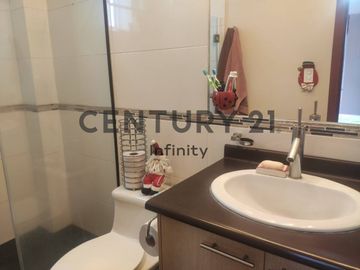 En Venta departamento Seis de Diciembre