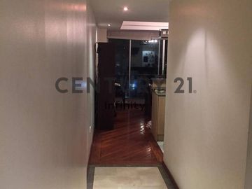 En Venta departamento Seis de Diciembre