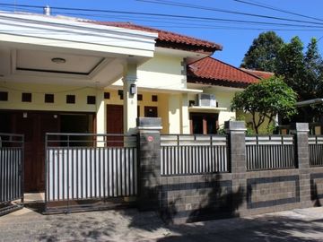 DiJual Rumah Cantik Asri Di Lingkungan Yang Baik Di Beji Depok