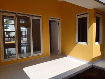 RUMAH DI CISARANTEN READY STOCK DEKAT SEKOLAH MUTIARA BUNDA DP BISA DI CICIL 3 X.