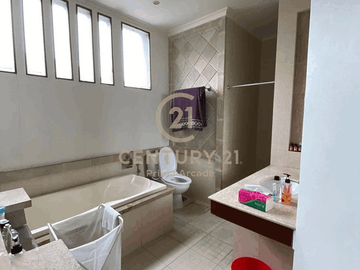 Dijual Rumah Full Furnish Dalam Cluster Senayan Bintaro Jaya Sektor 9
