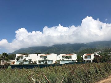 DEPARTAMENTO EN VENTA EN OLAS ALTAS, AJIJIC.