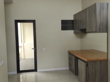 Rumah Siap Huni Dekat Nasmoco Majapahit, ADA, Superindo, di Citragrand fasum kolam renang