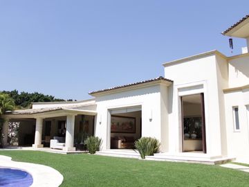 Real las quintas fina residencia en fraccionamiento exclusivo