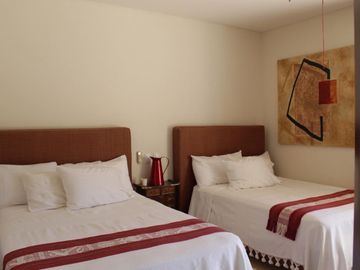 Real las quintas fina residencia en fraccionamiento exclusivo
