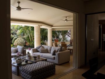 Real las quintas fina residencia en fraccionamiento exclusivo