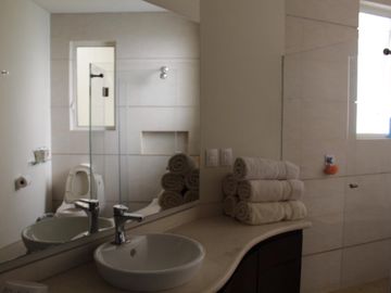 Real las quintas fina residencia en fraccionamiento exclusivo