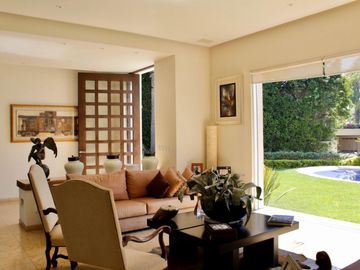 Real las quintas fina residencia en fraccionamiento exclusivo