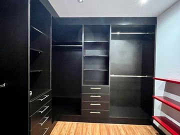 HERMOSO DPTO 3 HABITACIONES CON BALCON- EN VENTA- BELLAVISTA- 150M2