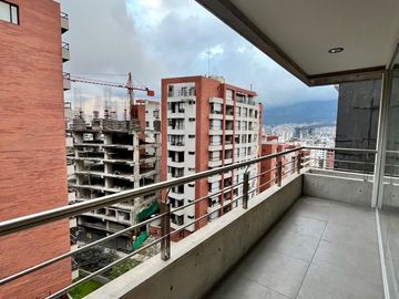 HERMOSO DPTO 3 HABITACIONES CON BALCON- EN VENTA- BELLAVISTA- 150M2