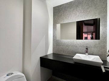 HERMOSO DPTO 3 HABITACIONES CON BALCON- EN VENTA- BELLAVISTA- 150M2