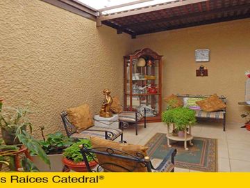Casa de venta en Narancay - Control Sur – código:14250