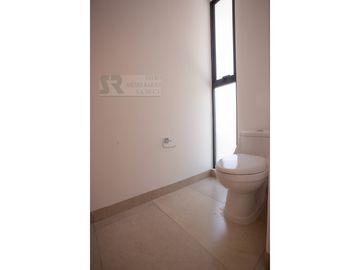 Casa con Jardín y Terraza en Zibatá, Santiago de Querétaro Centro