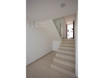 Casa con Jardín y Terraza en Zibatá, Santiago de Querétaro Centro