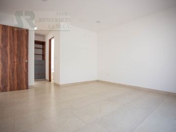 Casa con Jardín y Terraza en Zibatá, Santiago de Querétaro Centro