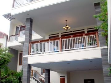 FULLY FURNISHED PLUS KOLAM RENANG Hunian Lux Asri VIEW CITY, Golf COURSE & MOUNTAIN