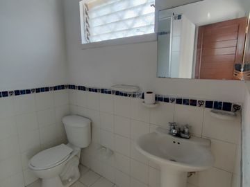 casa en venta en el limonar. Cod V16896