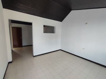 casa en venta en el limonar. Cod V16896