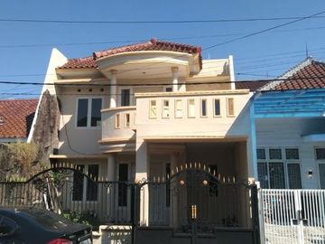 Rumah Bagus Terawat 2 Lantai Purimas Row Jalan 3 Mobil