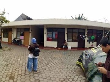 Kost kostan aman,nyaman dan strategis di ciganitri | PURWATI