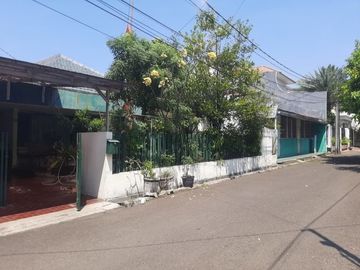 Rumah di Pancoran, 1Lt, dlm Komplek, Strategis di Duren Tiga