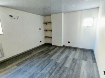 apartamento en venta en alto prado. Cod V12257
