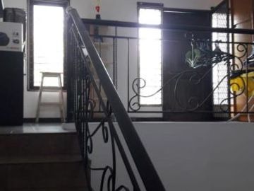Rumah Sutorejo Timur Hadap Utara umsse