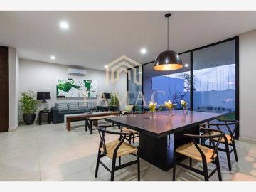 CASA EN VENTA TEMOZON NORTE