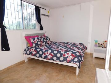 casa en venta en oriental. Cod V91103