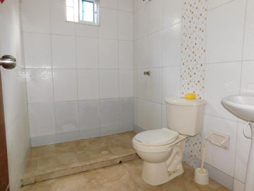 casa en venta en oriental. Cod V91103