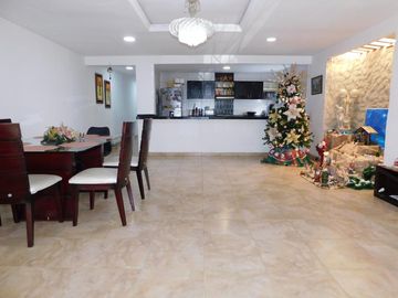 casa en venta en oriental. Cod V91103