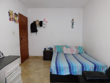 casa en venta en oriental. Cod V91103