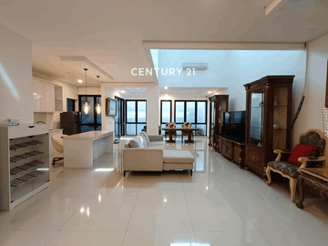 DIJUAL RUMAH BARU MODERN CLASSIC FULL FURNISHED SIAP HUNI DI BSD