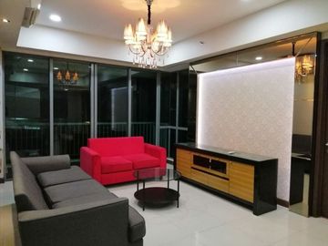 Apartemen ST Moritz Tower Royall 2 BR Siap Huni Furnished