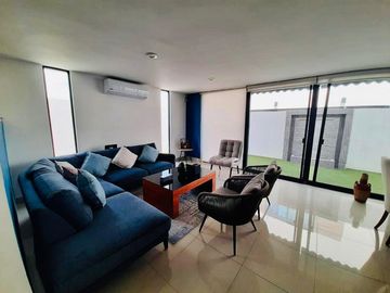 CASA EN VENTA EN GODAI