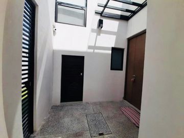 CASA EN VENTA EN GODAI