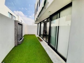 CASA EN VENTA EN GODAI