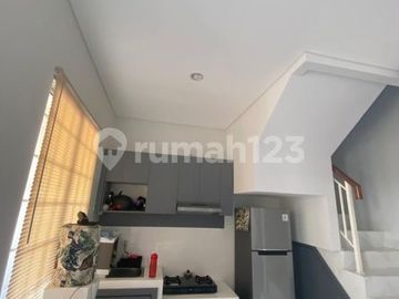 Rumah Full Furnish2 Lantai di Pusat Gading Serpong