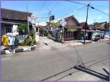 Harga Turun, Owner Butuh Mendesak, Rumah Dekat Jogja Tronik