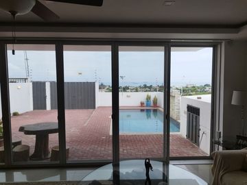 Se Vende Casa Cerca del Mar en Ballenita