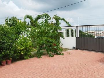 Se Vende Casa Cerca del Mar en Ballenita