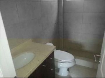 Se vende espaciosa casa cercano a plaza Miraflores