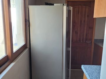 Se vende espaciosa casa cercano a plaza Miraflores