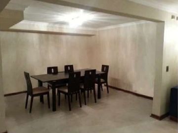 Se vende espaciosa casa cercano a plaza Miraflores