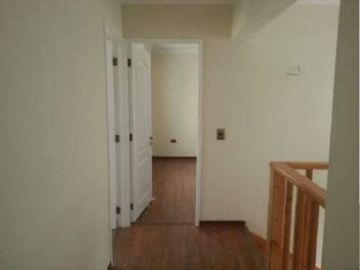 Se vende espaciosa casa cercano a plaza Miraflores